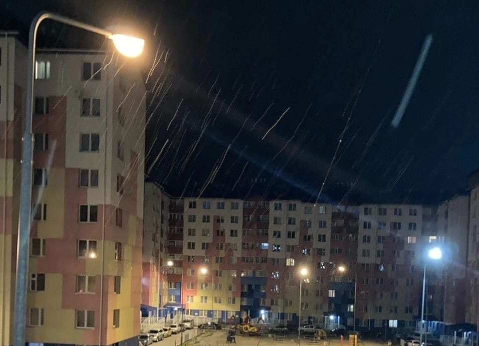 В Ноябрьске выпал первый снег. Фото - "Происшествия Ноябрьск" в ВК.