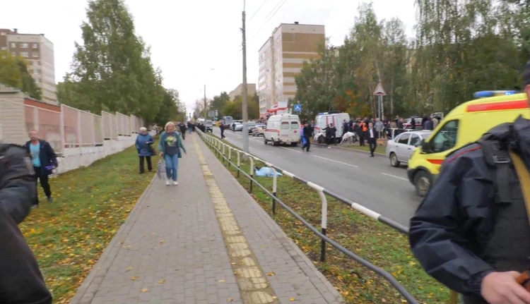 Что известно о стрельбе в школе № 88 в Ижевске: погибли 9 человек, последние новости