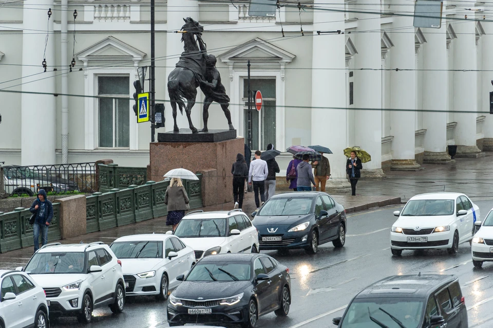 Дожди и до плюс 10 градусов будет в Петербурге 29 сентября