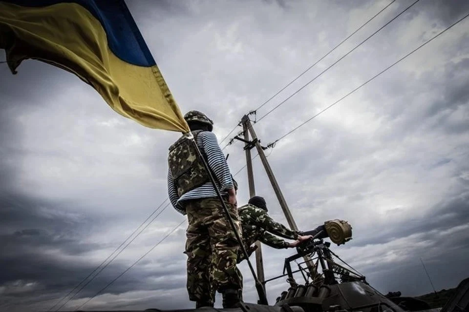 Украинская армия продолжает вести обстрелы Донецка