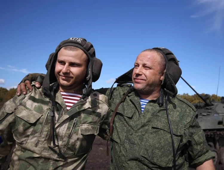 В Краснодарском крае мобилизованные отец и сын стали экипажем БМП