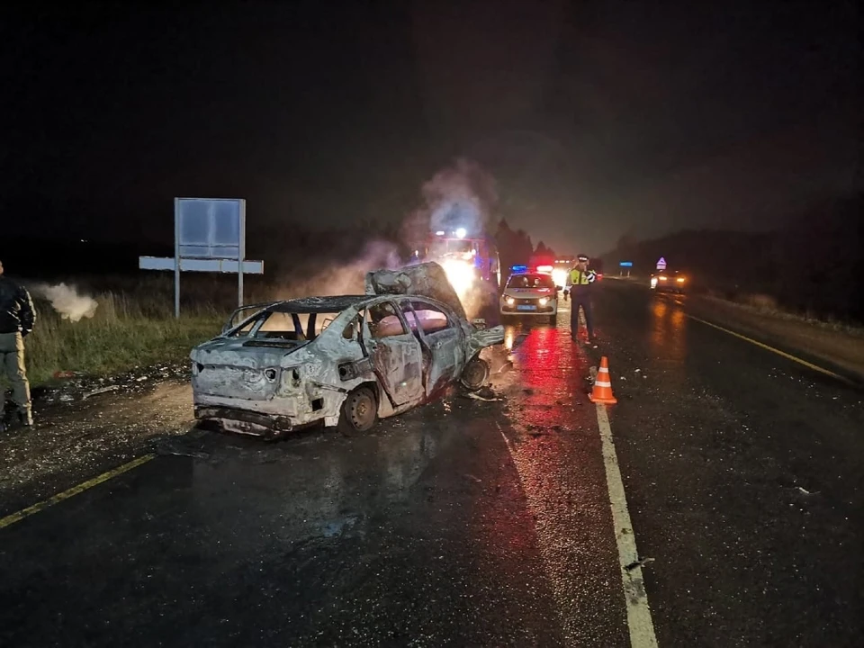 На трассе в Завьяловском районе произошло лобовое столкновение двух автомобилей