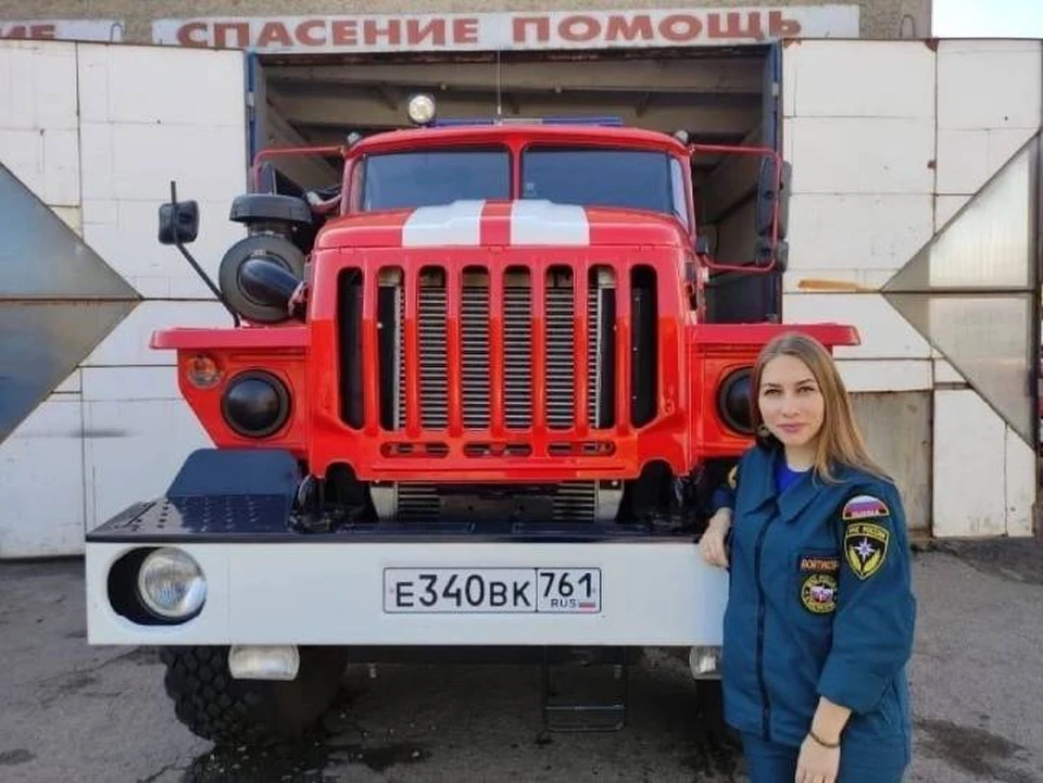 Сотрудница пожарной части Алена Войтикова в свободной время пишет стихи. Фото: их архива героини публикации