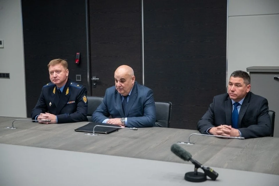 Руководители пограничных управлений