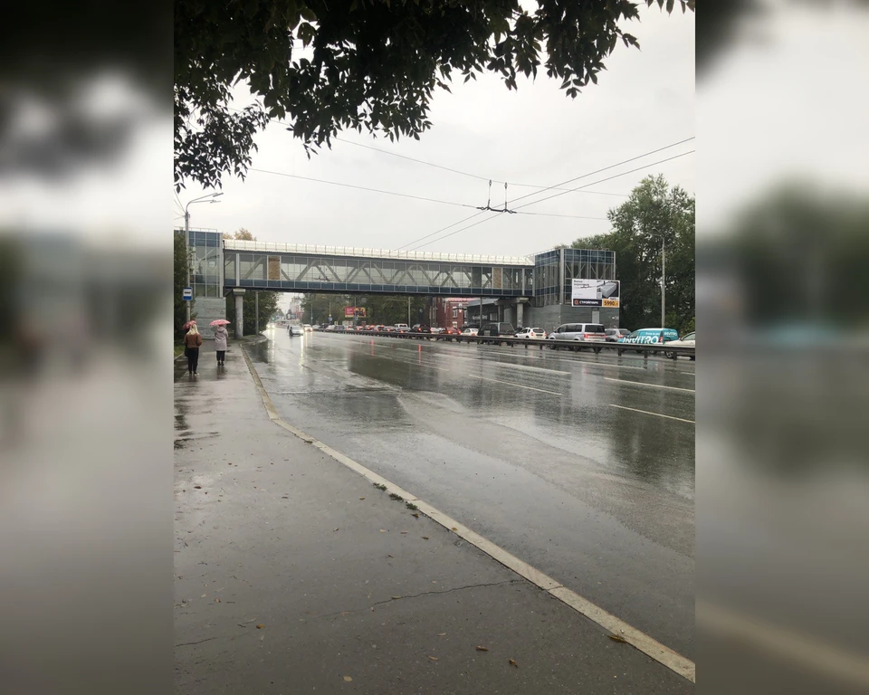 Пешеходные мосты не могут ввести в эксплуатацию уже более 10 лет.