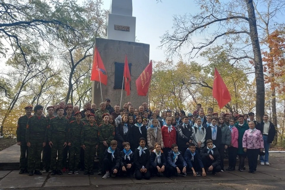 Ученики школы №51 взяли шефство над памятником культуры в Хабаровске