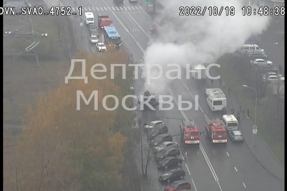 Возгорание ликвидировали, движение на улице Летчика Спирина не затруднено
