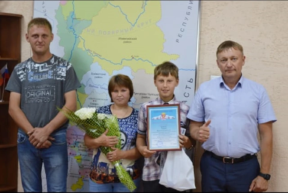 Ярослава трижды наградили за спасение мальчишки Фото: архив семьи