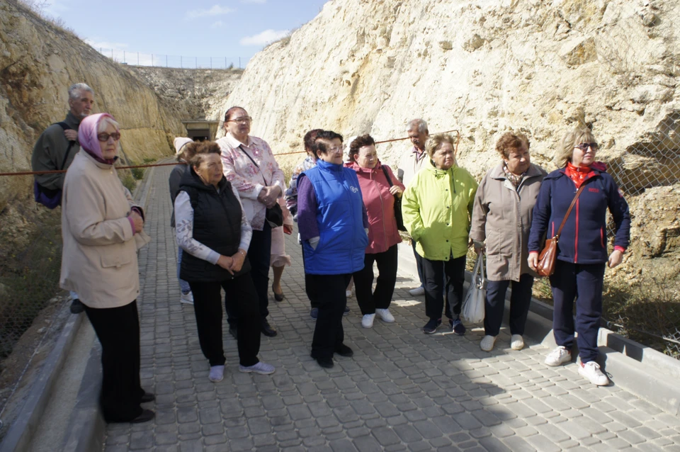 Пещера Таврида впечатлила севастопольских ветеранов. Фото: СДВ