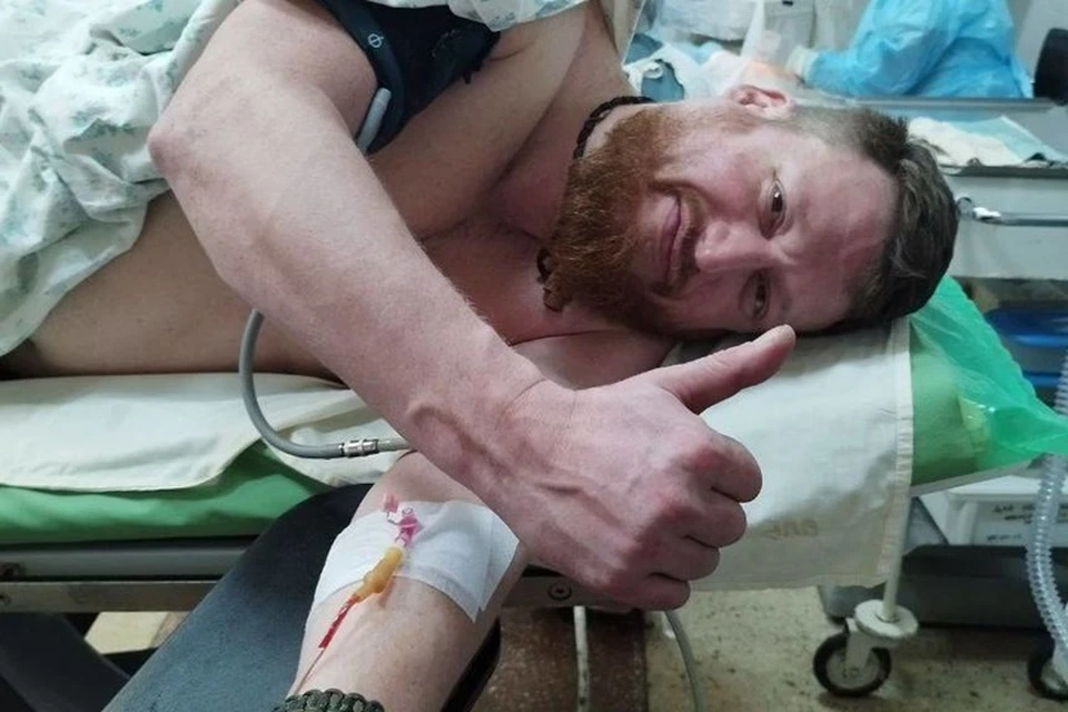 Семен Пегов на операционном столе показал, что с ним все хорошо. Фото: t.me/kaagranovich