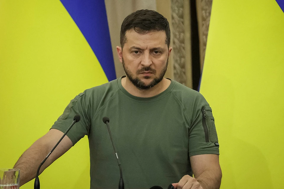 Зеленский увеличил военный бюджет Украины на 10,5 млрд долларов.