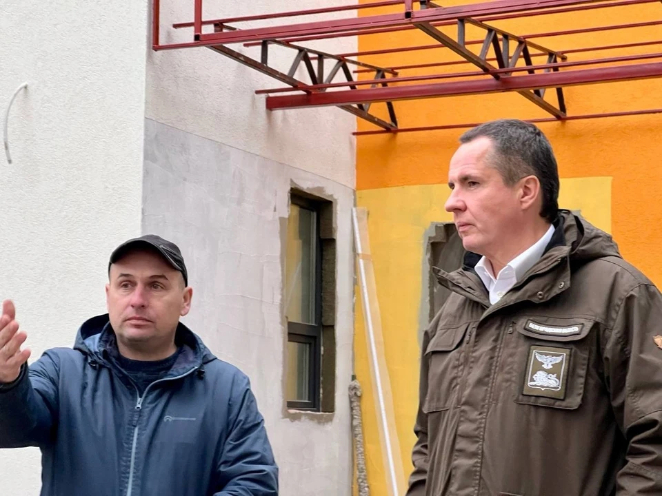 Глава региона отметил, что погодные условия не на стороне строителей. фото: сто странице Вячеслава Гладкова во ВКонтакте.