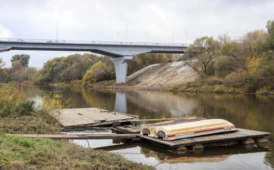 В Смоленске школьники на плоту уплыли на середину Днепра. Фото: пресс-служба администрации города.