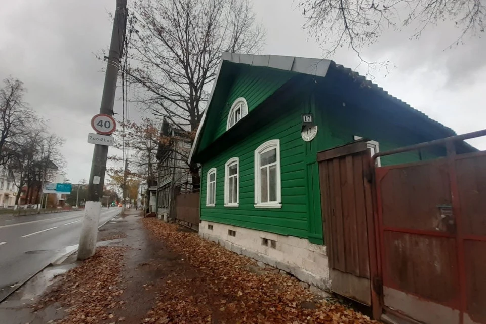 Это уже второй дом на улице Софьи Перовской, над которым поработали активисты. Фото: vk.com/tsf_tver