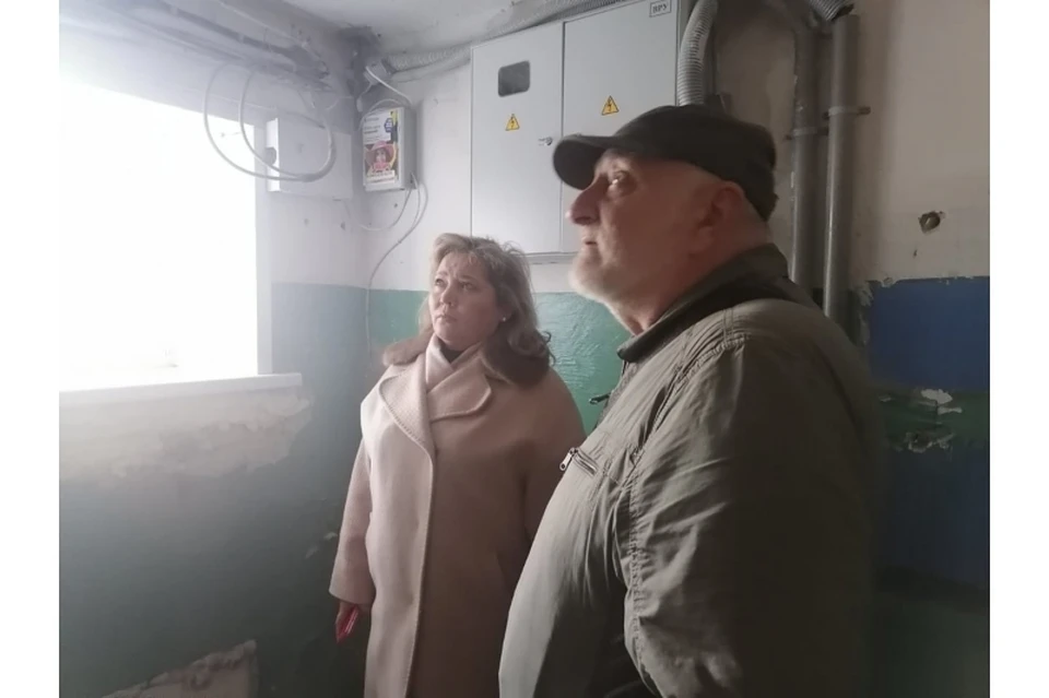 Долгое время жильцы этого дома не могли дотронуться до распределительного щитка