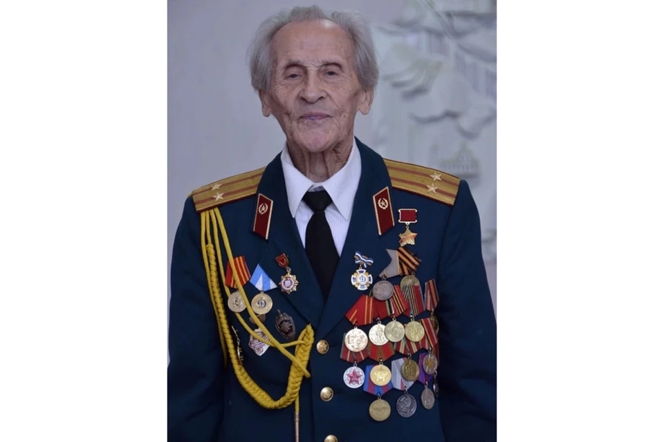 В Смоленске ветерану Великой Отечественной войны Михаилу Павлову исполнилось 104 года. Фото: страница главы города Андрея Борисова в соцсетях.