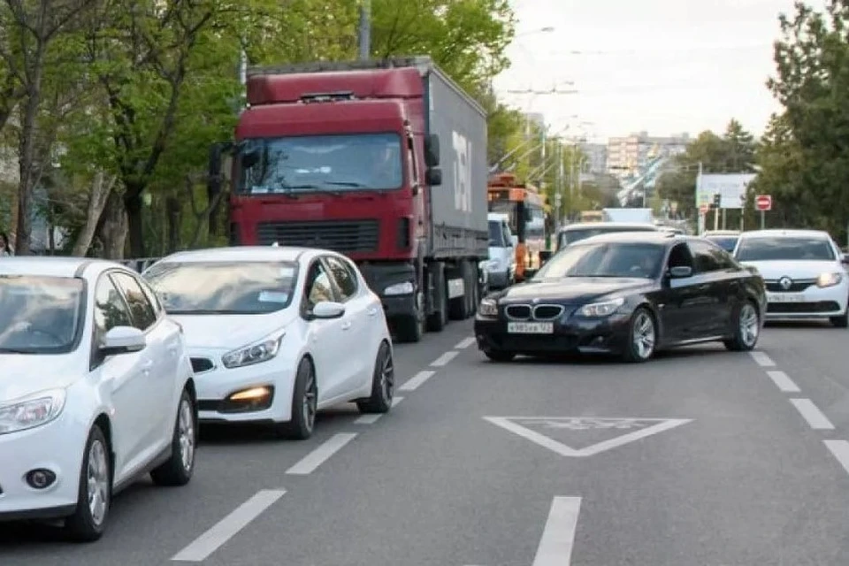 В центре Краснодара планируют ограничить проезд грузовиков к середине 2023 года Фото: krd.ru