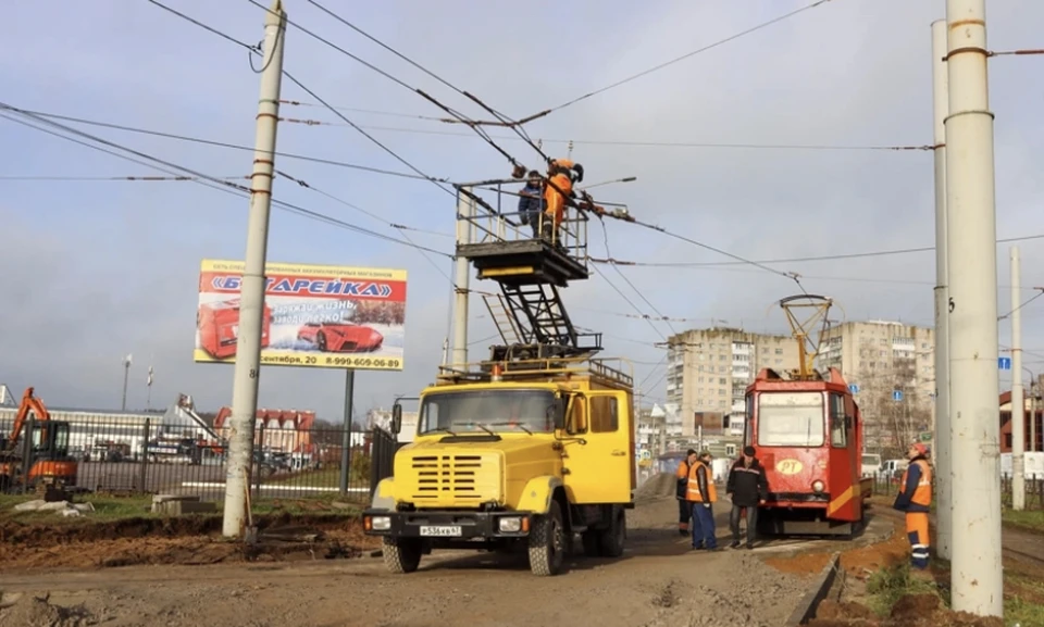 В Смоленске ремонт трамвайных переездов на улице Рыленкова подходит к концу. Фото: пресс-служба Администрации города.