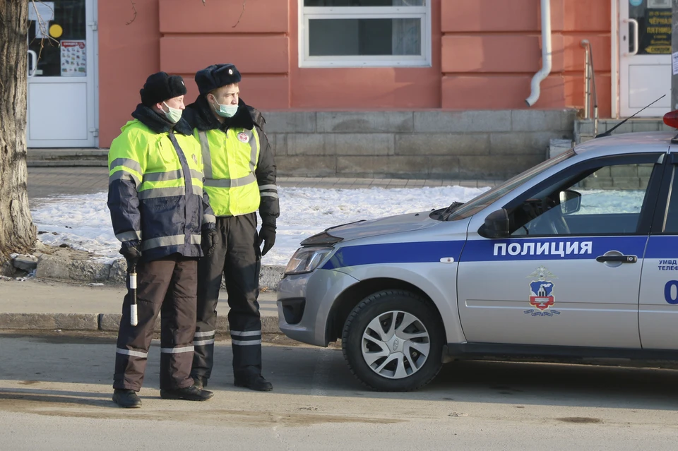 Безопасность дорожного движения обеспечивают почти 300 сотрудников Госавтоинспекции