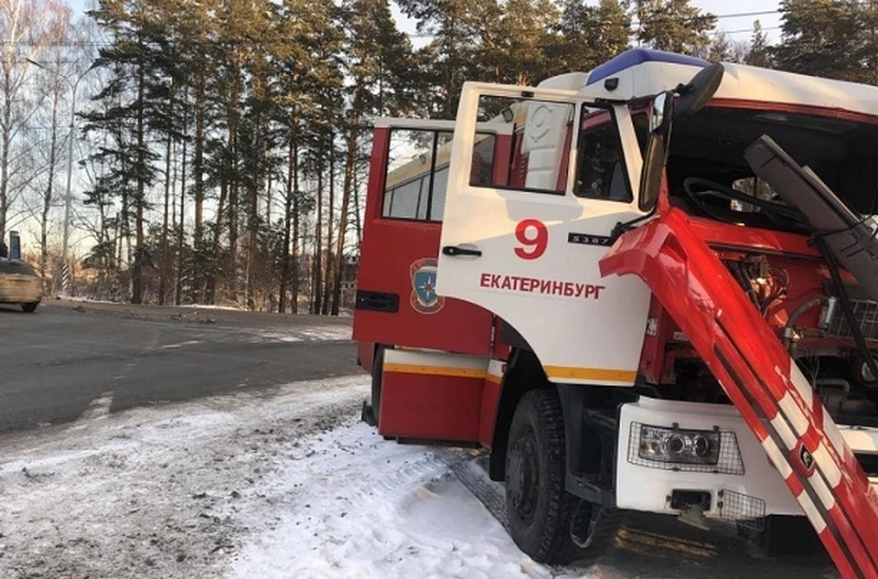 Авария произошла на Сибирском тракте. Фото: отделение пропаганды ГИБДД по Екатеринбургу