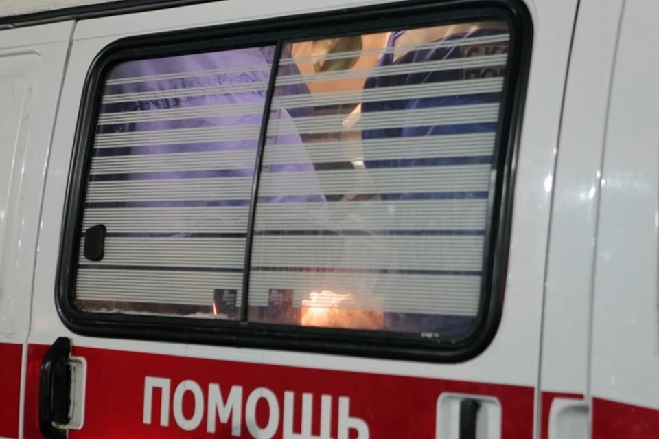 В ТЦ Волгограда мужчина упал с эскалатора и погиб