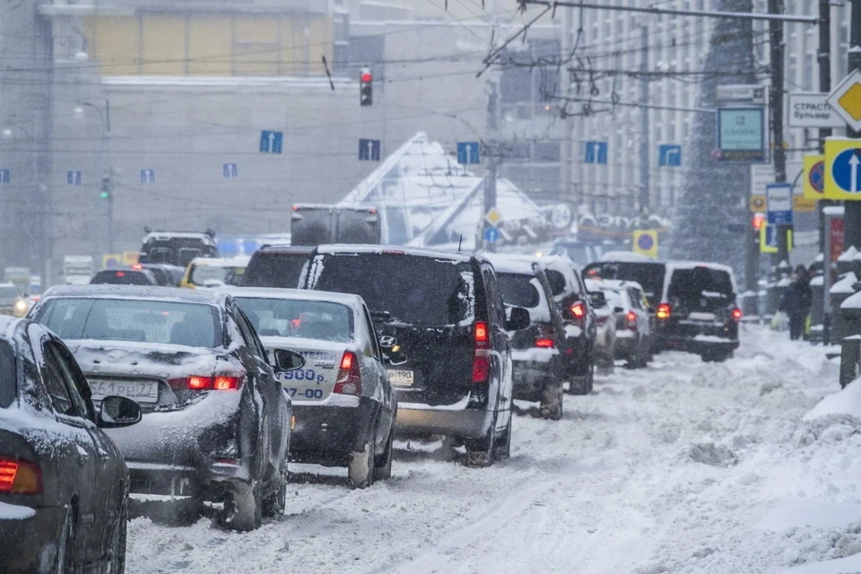 Вечером в городе также ожидаются пробки до 8 баллов, а при ухудшении погоды – до 9 баллов