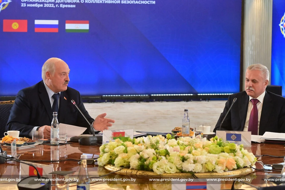 Лукашенко сказал, что сейчас все в руках Украины. Фото: пресс-служба президента