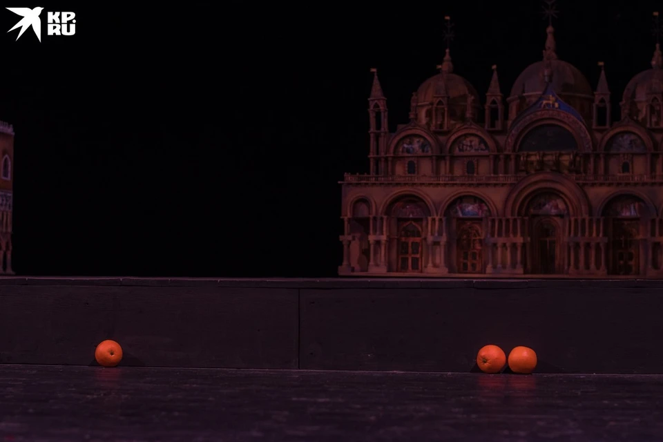 Премьера «Любовь к трем апельсинам» состоится в пятницу, 25 ноября.