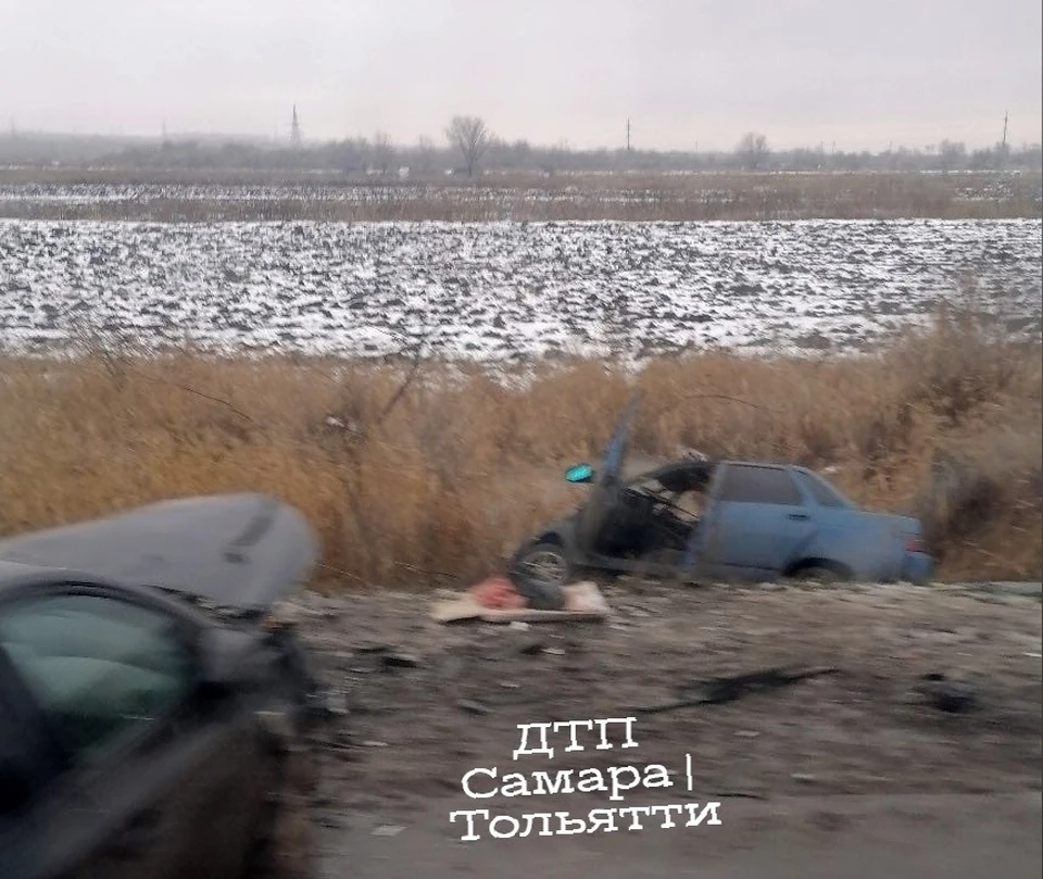 В ДТП пострадали оба водителя / Фото: Виктор Полумордвинов / vk.com/dtp_sam