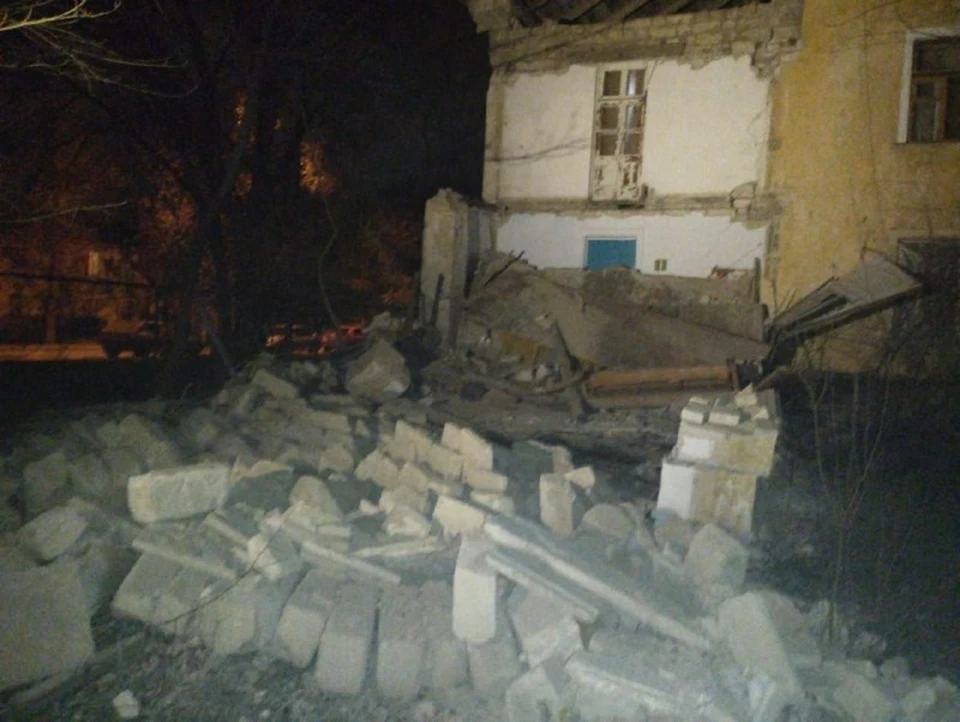 По словам главы администрации города, после ЧП жильцы не захотели расселяться. Фото: Читатель "КП"-Крым