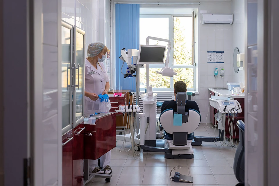 По статистике лечение зубов - самая большая статья расходов россиян на платные медуслуги.