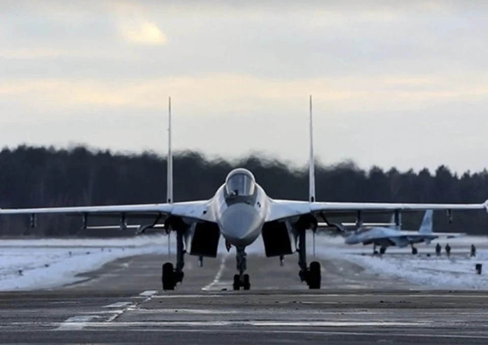 Россия перебрасывает в Беларусь современные истребители Су-35. Фото: Министерство обороны РФ