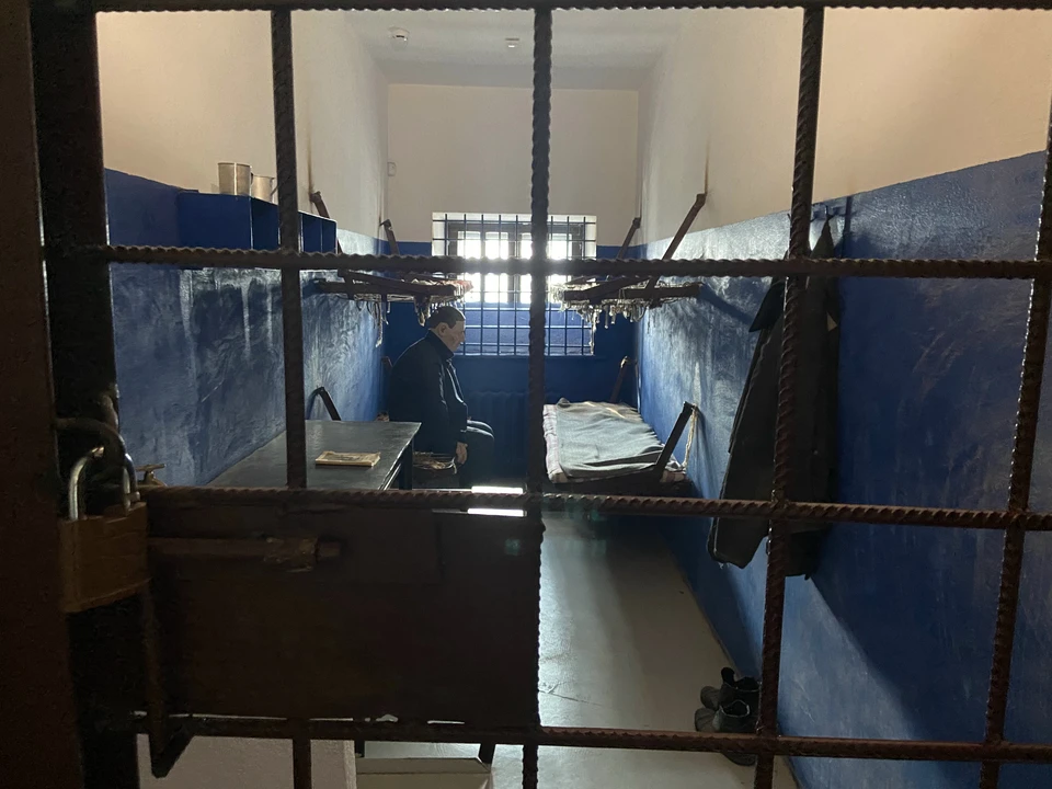 В Тюмени бывшего полицейского и двух адвокатов обвиняют в коррупции.