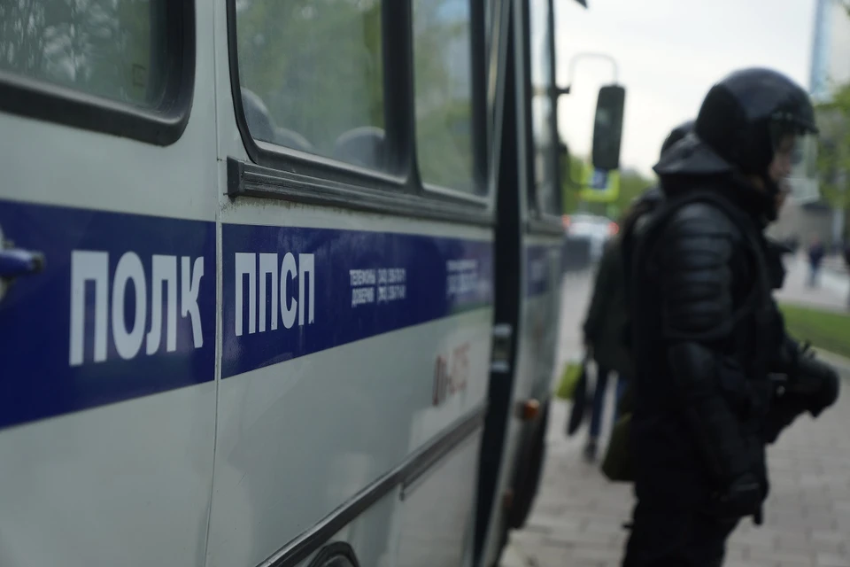Рассказываем, как поощрили сотрудников МВД перед праздником