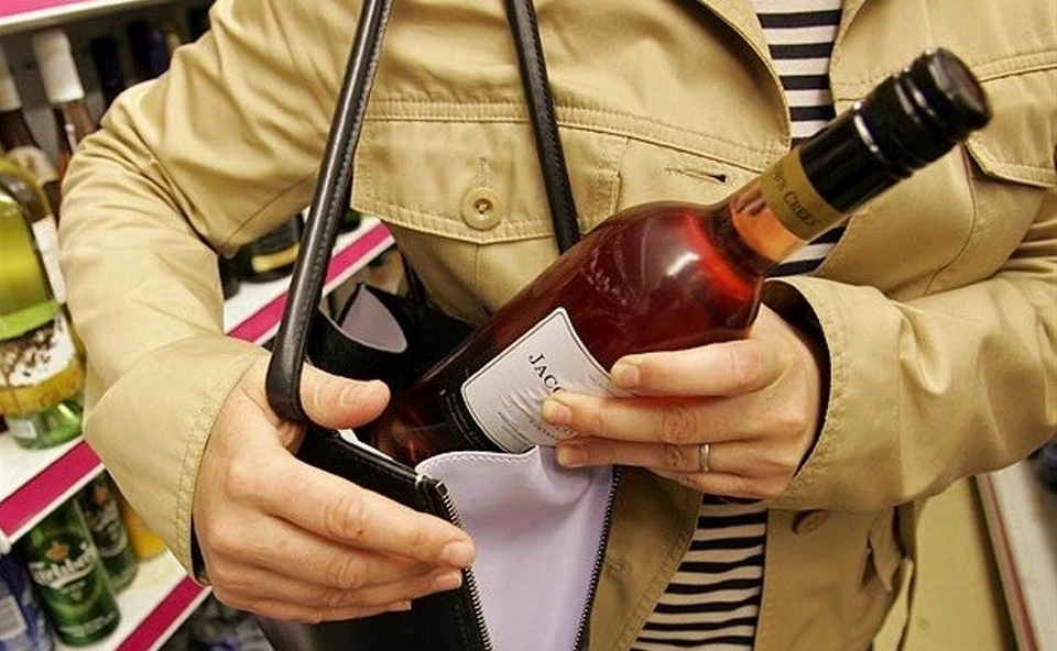Перед Новым годом элитный алкоголь в супермаркетах Кишинева воруют чаще всего.