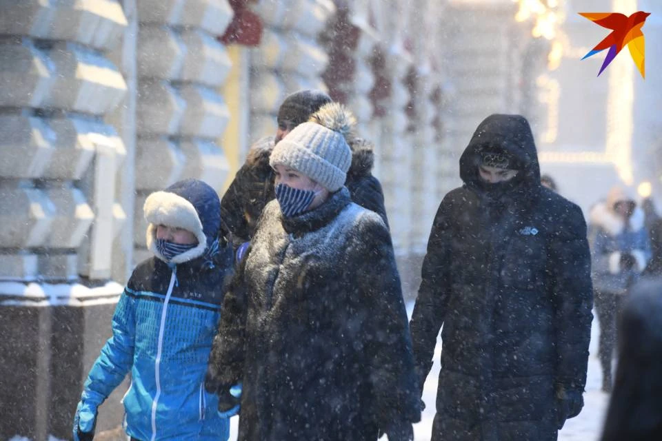 Мурманскую область накрыла метель.