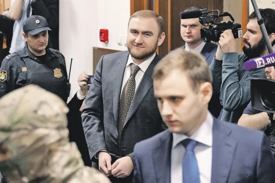 Бывшему сенатору Рауфу Арашукову вынесен приговор. Фото: Сергей БОБЫЛЕВ/ТАСС