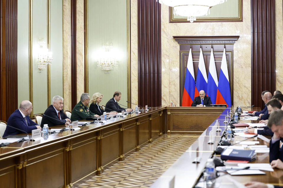Мишустин отметил, что правительство оперативно реагирует на возникающие потребности в ходе СВО. Фото: Дмитрий Астахов/POOL/ТАСС