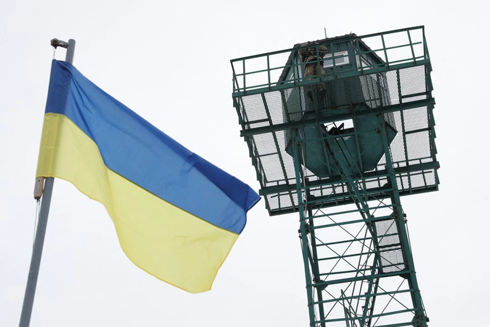 В украинском пограничном ведомстве сообщили о 12 тысячах мужчин, которые пытались сбежать из страны из-за военного положения и мобилизации.
