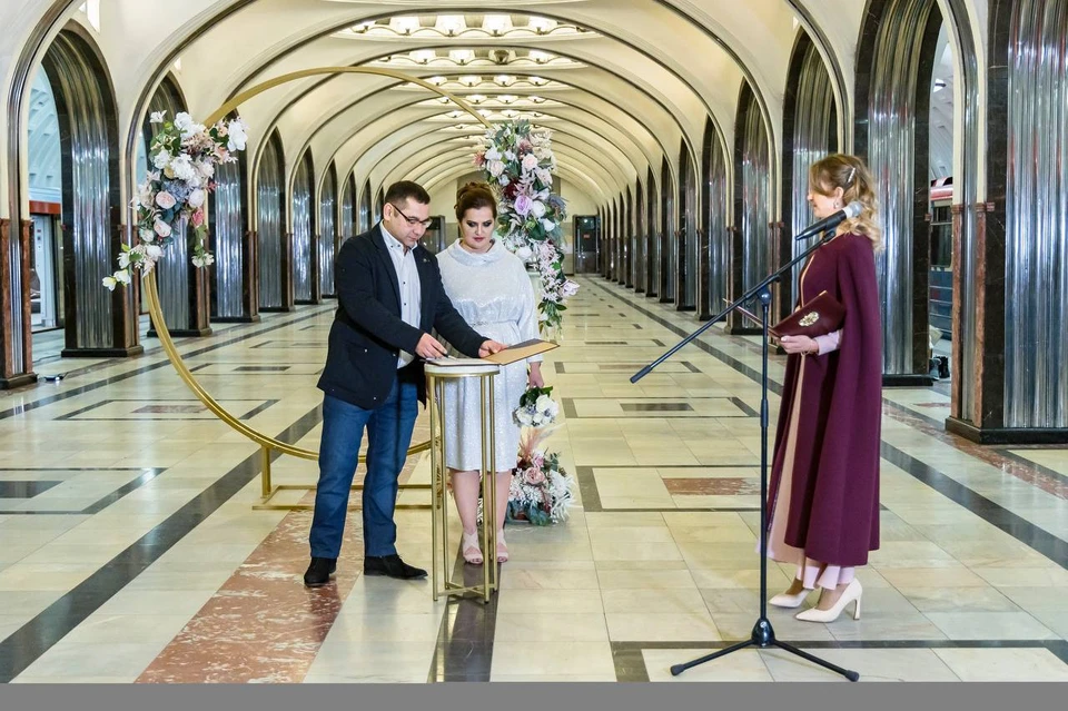Москвичи всё чаще выбирают нестандартные места для регистрации брака