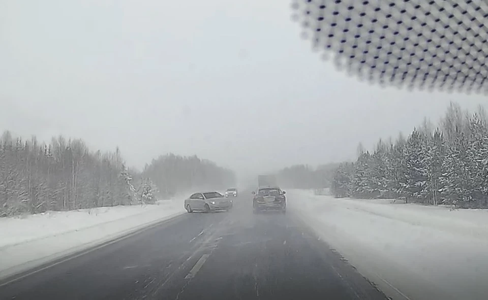 Кадр видео за несколько секунд до ДТП.