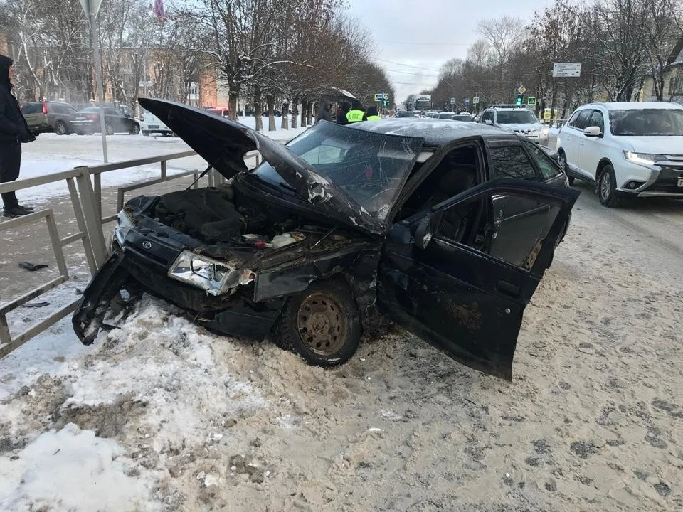 На дорогах Тверской области произошло 27 аварий Фото: УГИБДД России по Тверской области
