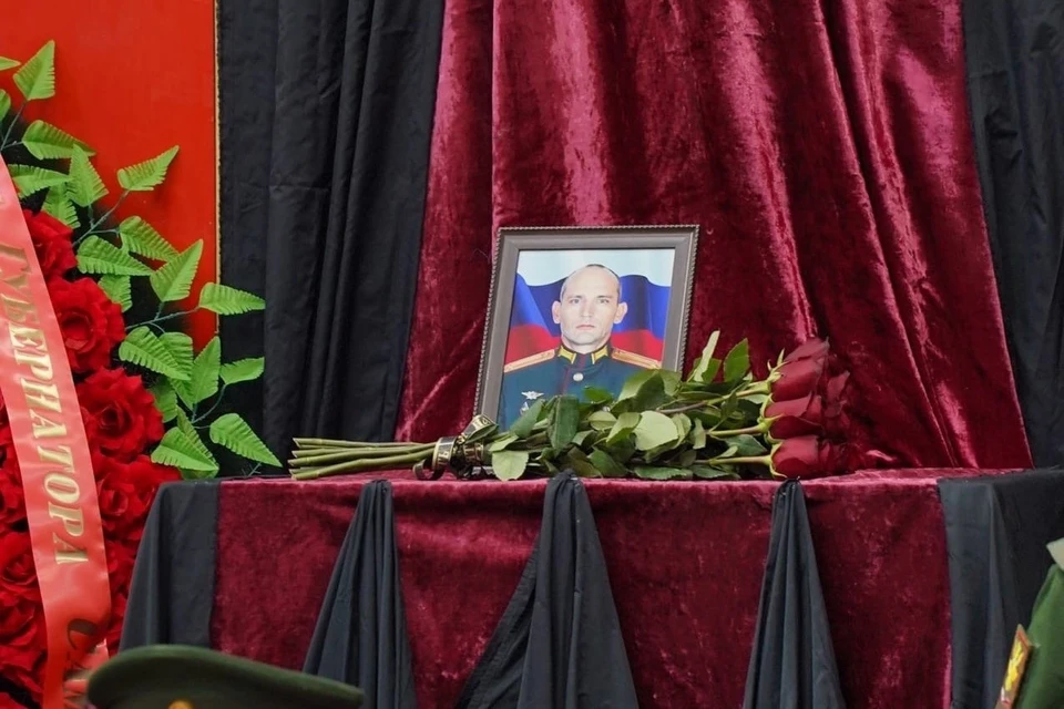 Указом президента Алексей Бачурин был награжден орденом Мужества посмертно. Фото: vk.com/azarovlife