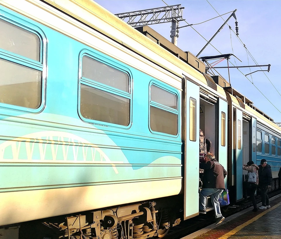 В Крыму электрички - это популярный вид общественного транспорта.