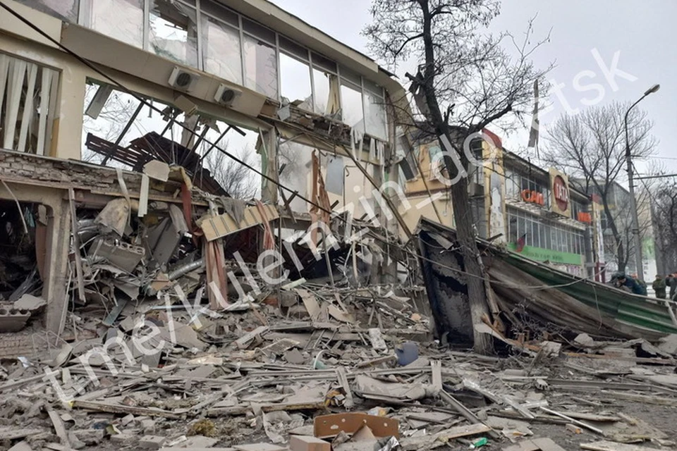 Последствия обстрела в Калининском районе Донецка. Фото: ТГ/Кулемзин