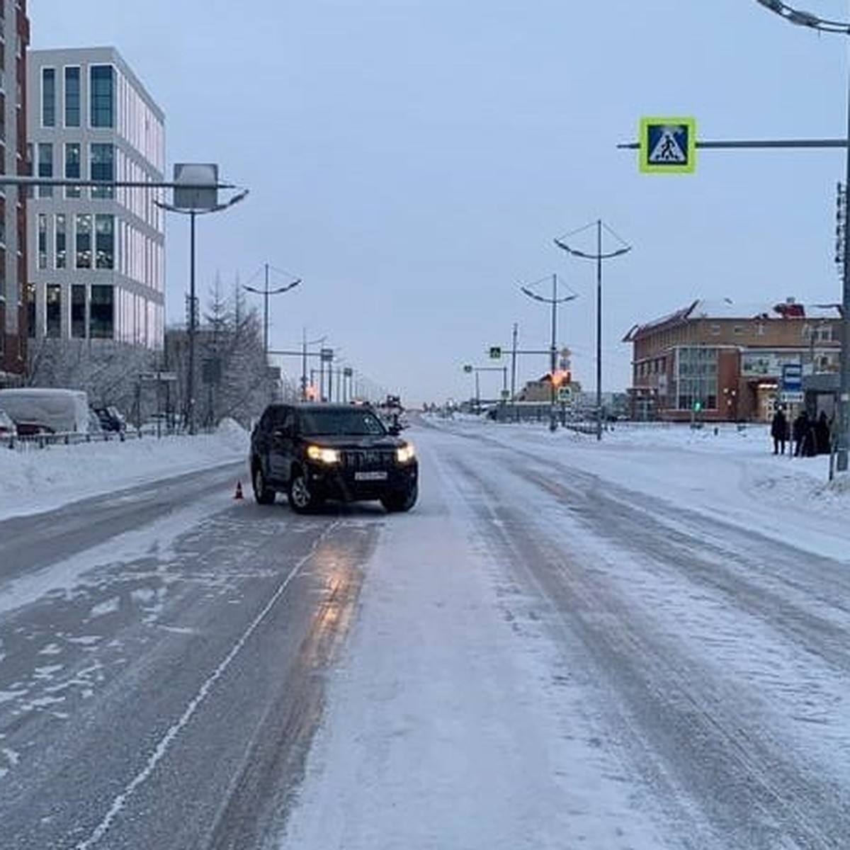 В Новом Уренгое школьника, спешившего домой после уроков, сбила машина -  KP.RU