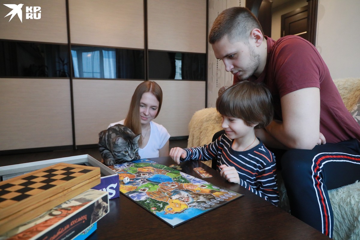 Настольные игры становятся все популярнее среди жителей Владивостока.