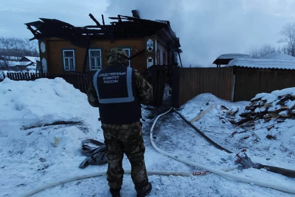 Пожар произошел в одном из жилых домов в Зуевке. Фото: СУ СКР по Кировской области