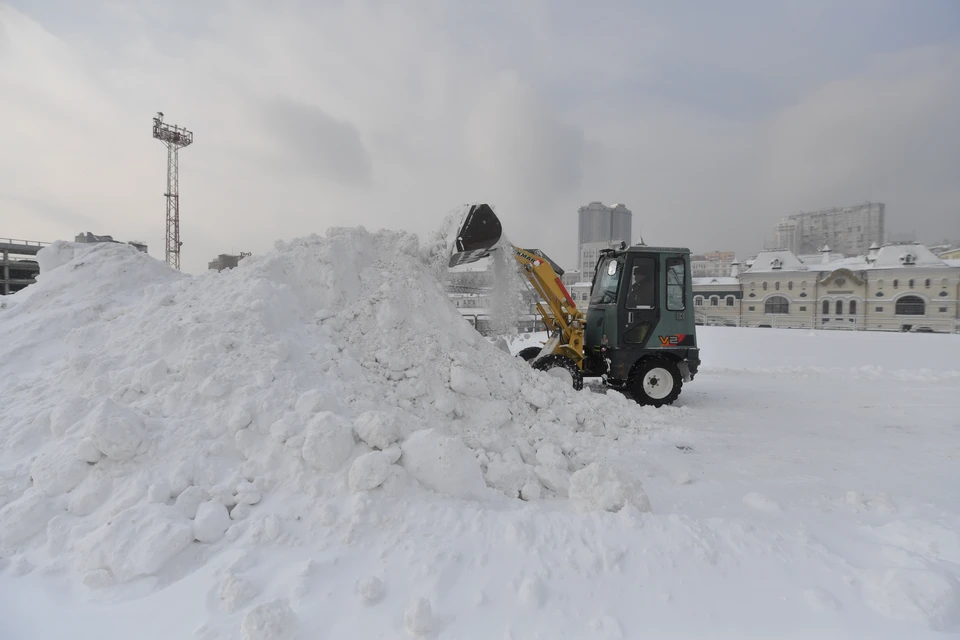 Азовчанин решил так позлорадствовать над любителями снежной погоды.