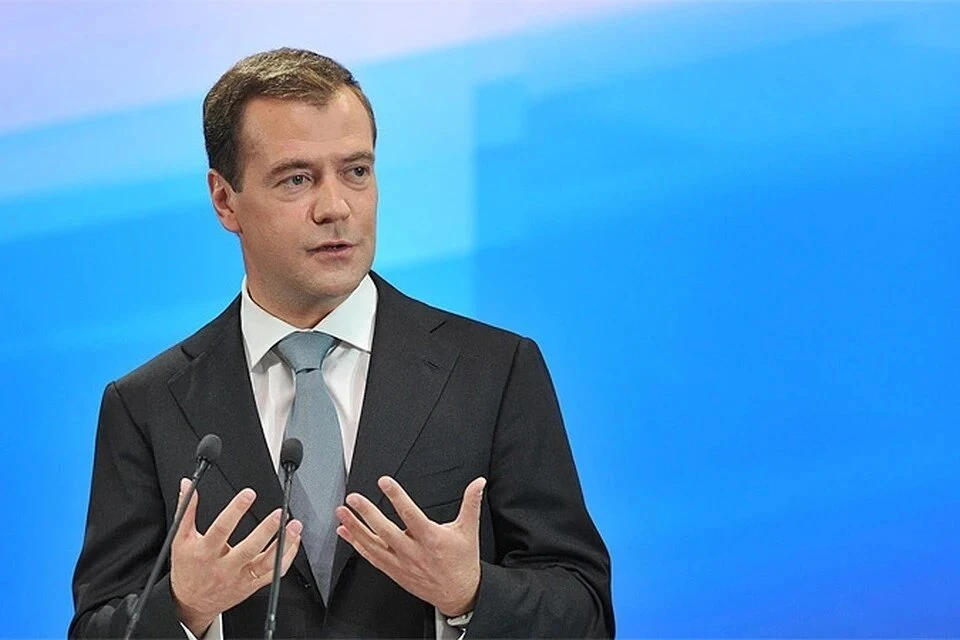 Медведев призвал объединиться для достижения целей спецоперации